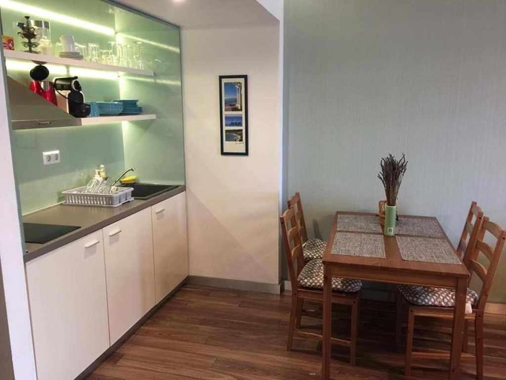 Appartamento Azur Apartman Velence Esterno foto