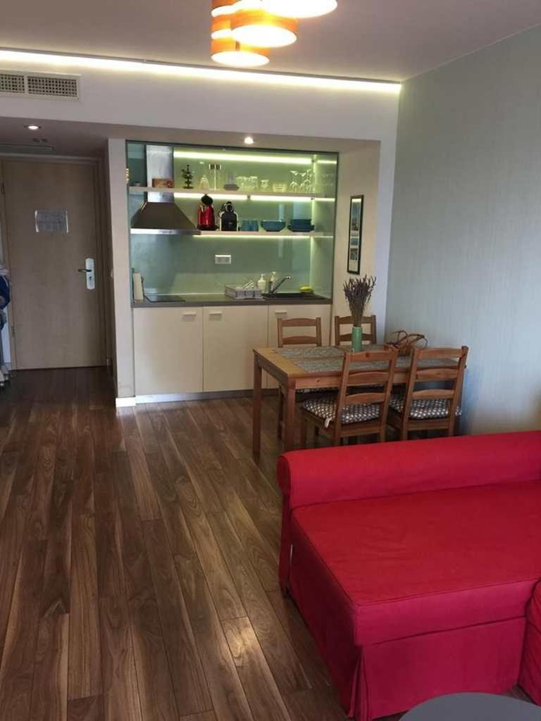 Appartamento Azur Apartman Velence Esterno foto