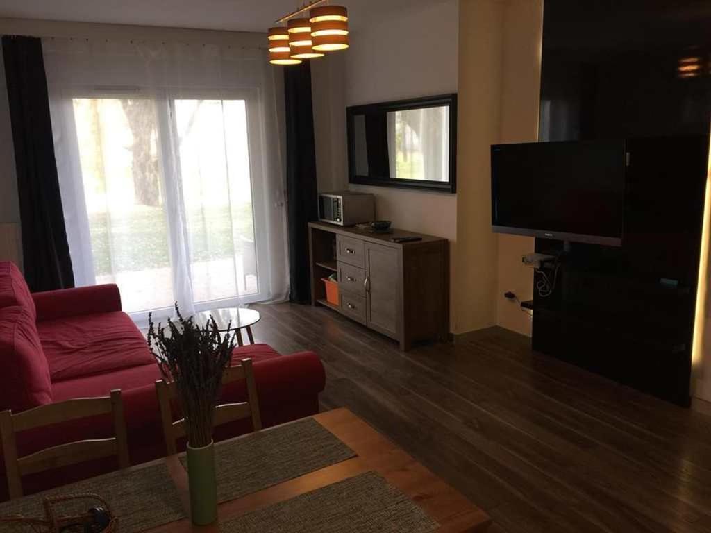Appartamento Azur Apartman Velence Esterno foto